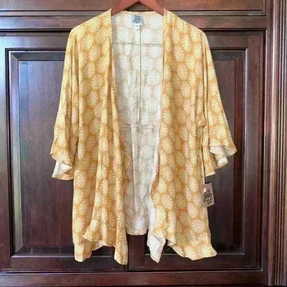NWT!! Ivy Jane Floral Kimono (XS) Yellow Floral Boho Design! Originally $128! - Picture 3 of 9